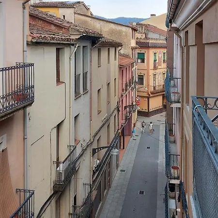 Precioso Apartamento Duplex En El Centro De * Olot
